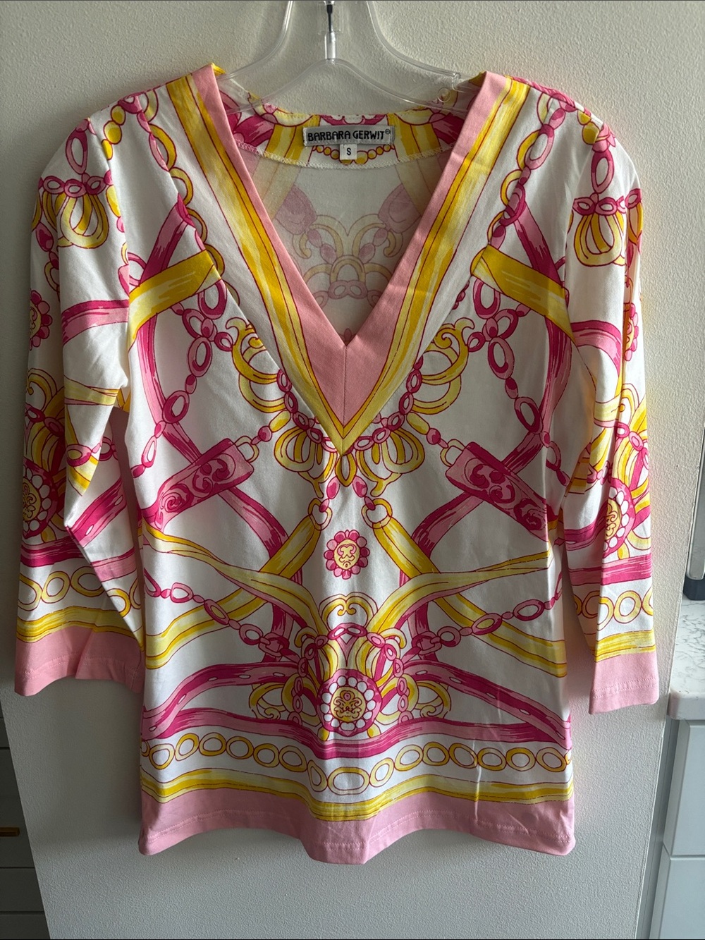 Barbara Gerwit Pink & Yellow Chain-Print V-Neck Tunic